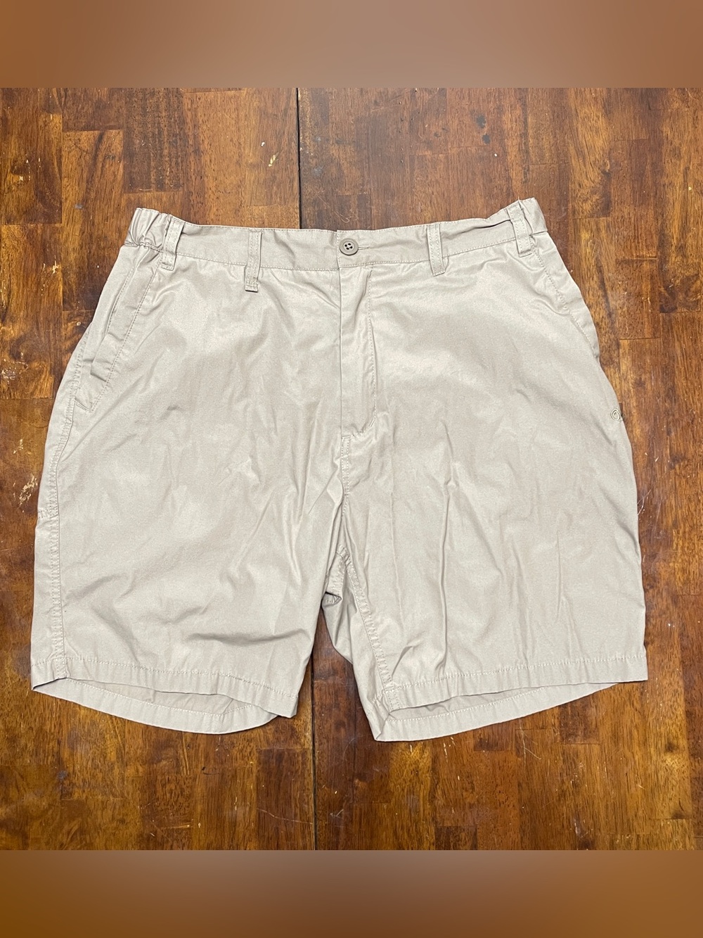 Craghoppers Shorts Mens 38 Beige Cargo Outdoor Walk Hike Zip Pocket Solar Shield